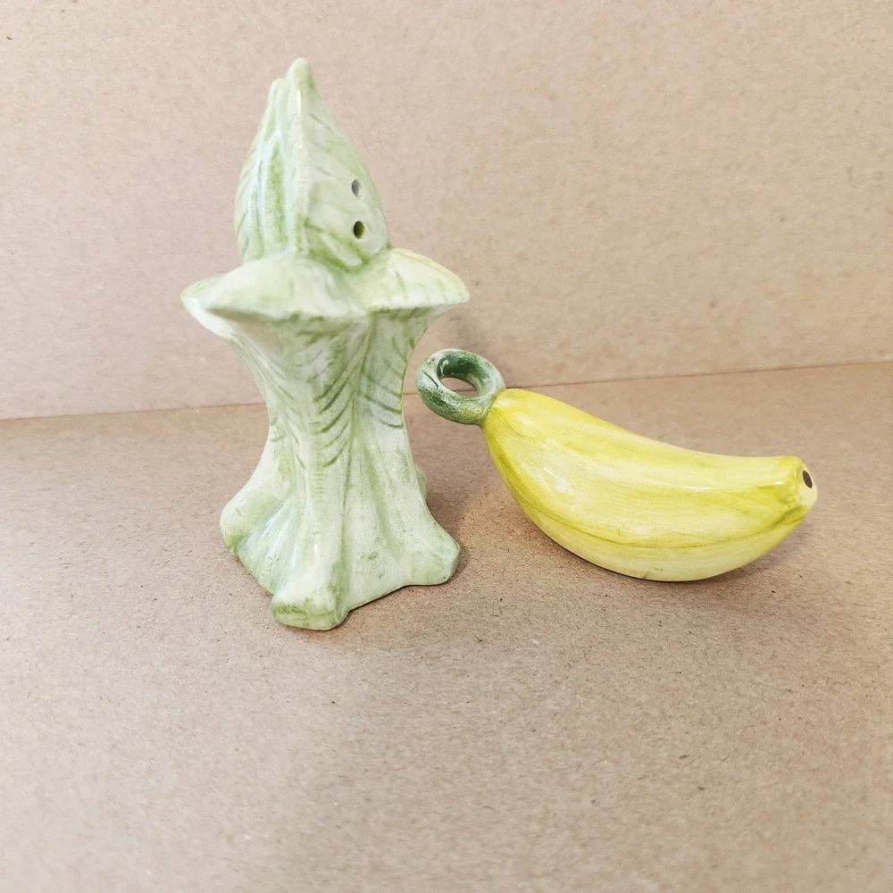 Applause Inc Vintage Ceramic Banana‎ and Plant Salt and Pepper Shaker Set 39079